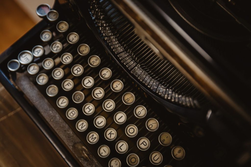 Round keys of an old manual typewriter